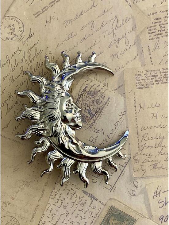 Jewelry - Silver Metallic Celestial Sun Rays Crescent Moon Face Brooch